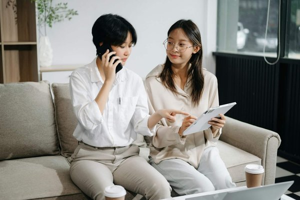 What Are the Key Strategies for Small Businesses to Overcome Competition in E-commerce?